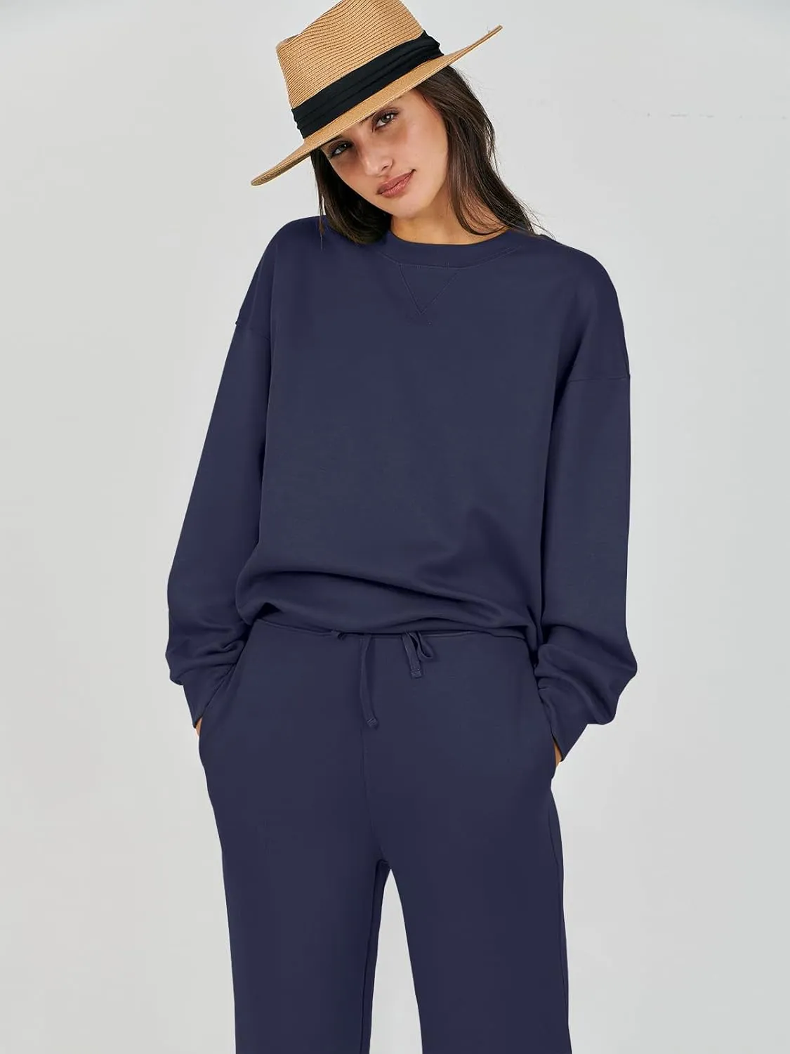Caracilia Women's 2 Piece Outfits Sweatsuit Fall Crewneck Sweatshirts Wide Leg Pants Lounge Matching Sweat Sets Tracksuit