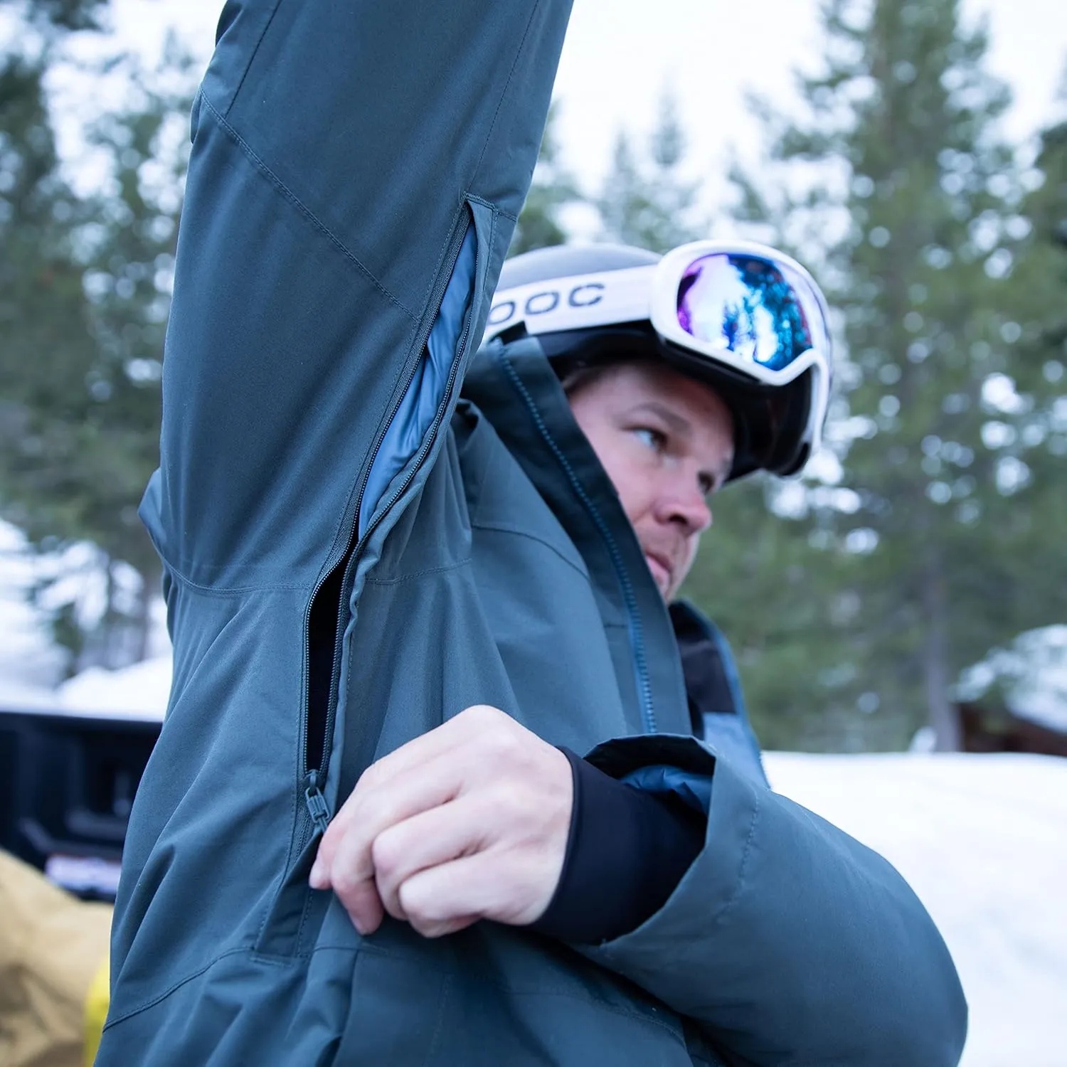 Flylow Men's Roswell Jacket - Insulated Waterproof Ski & Snowboard Coat