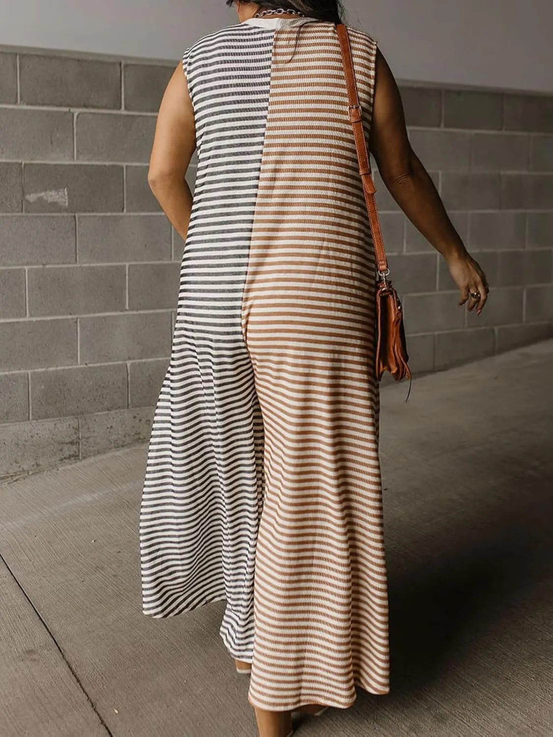 HOULENGS Women's Casual Striped Sleeveless Jumpsuit Wide Leg Flowy Rompers Button Baggy One Piece Overalls with Pockets