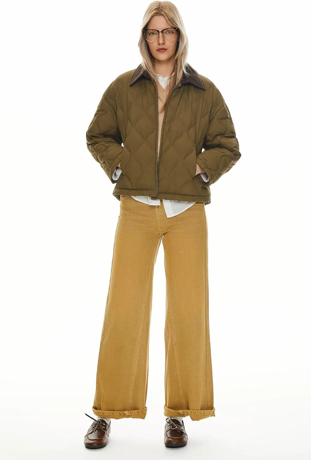 Orolay Women's Lightweight Quilted Jacket Puffer Cropped Down Coat Zip Up Warm with Pockets for Fall and Winter