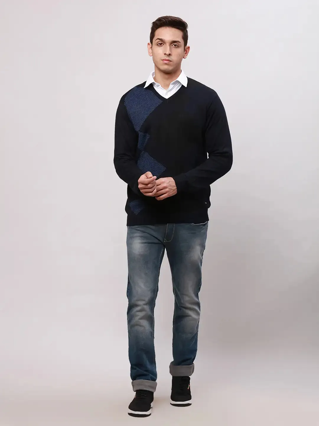 Park Avenue Men Blue Regular Fit Argyle Cotton Full Sleeve V Neck Collar Pullovers