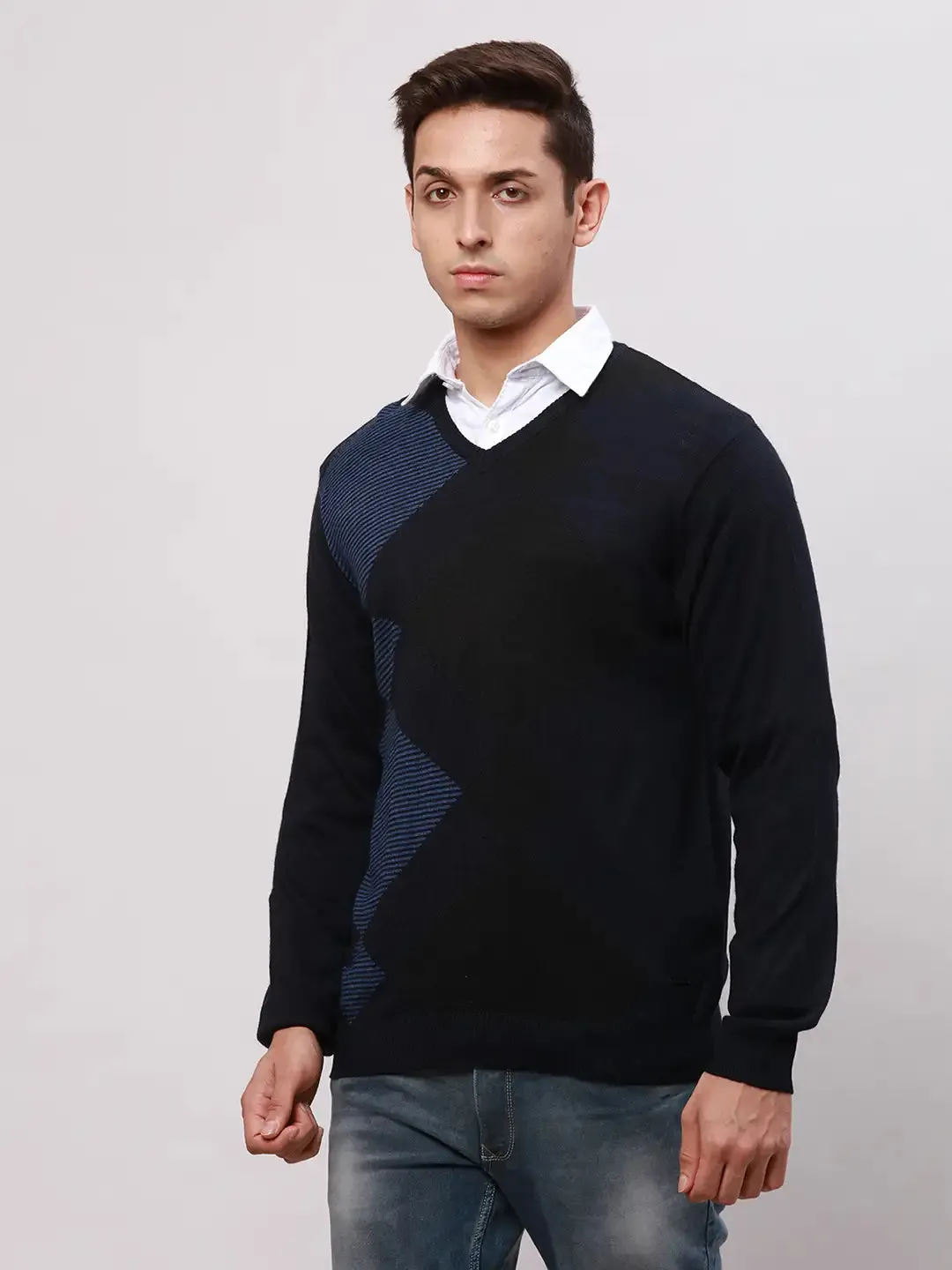 Park Avenue Men Blue Regular Fit Argyle Cotton Full Sleeve V Neck Collar Pullovers